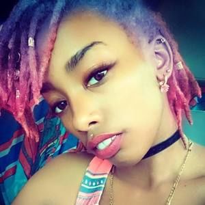 Meet your Posher, Sade